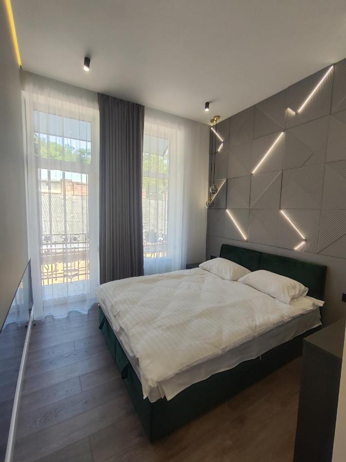 "M&D Apartmentslviv" Old City Pylnykarska,4 6Person エクステリア 写真