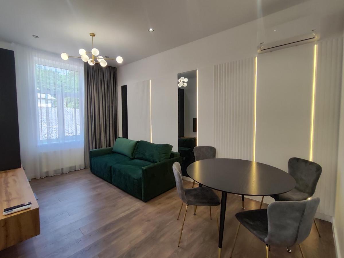 "M&D Apartmentslviv" Old City Pylnykarska,4 6Person エクステリア 写真