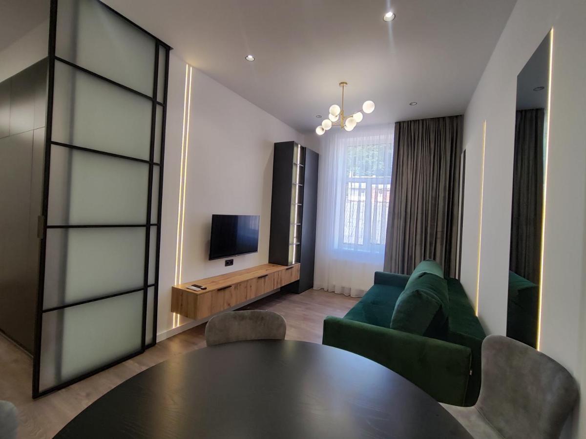 "M&D Apartmentslviv" Old City Pylnykarska,4 6Person エクステリア 写真