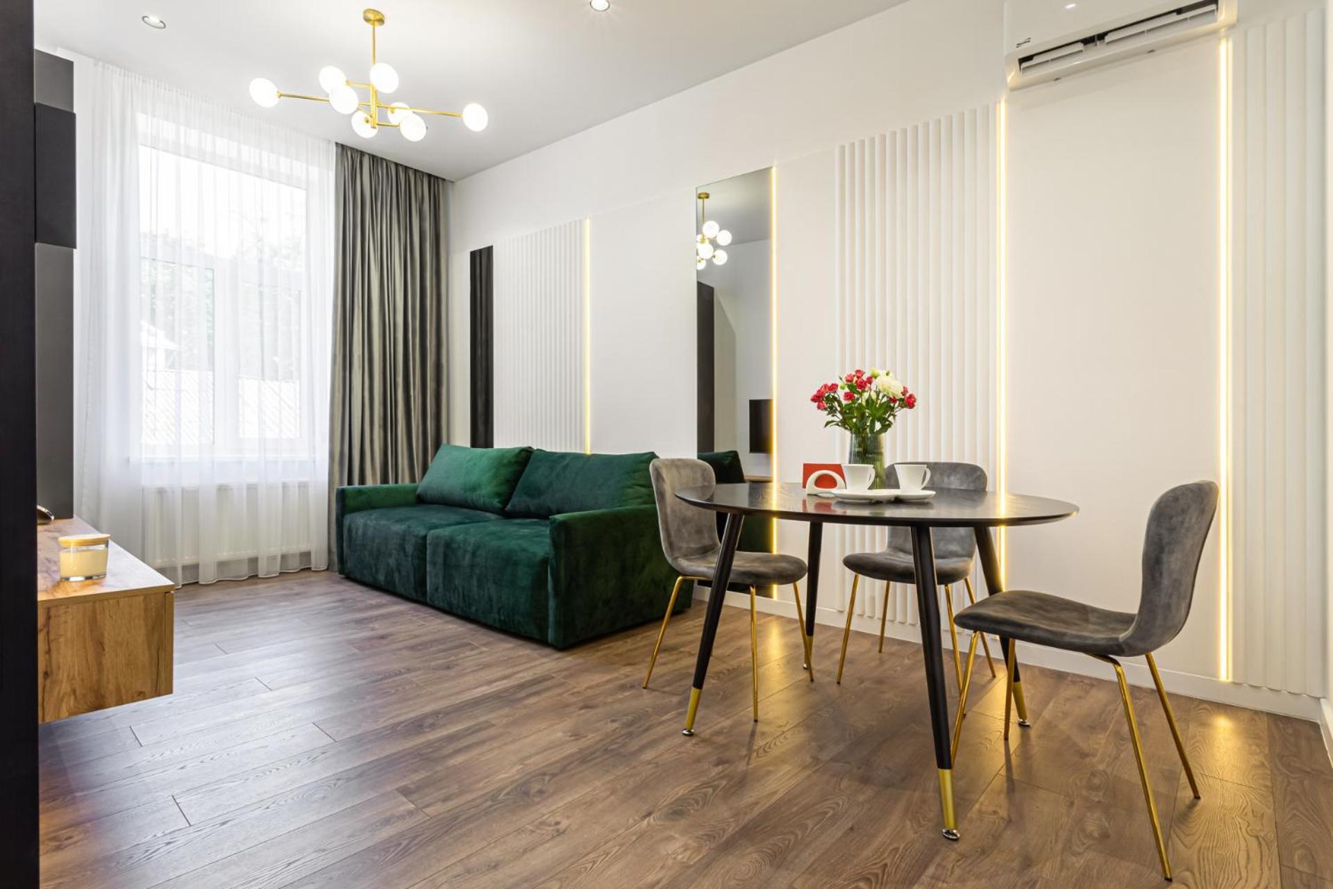 "M&D Apartmentslviv" Old City Pylnykarska,4 6Person エクステリア 写真